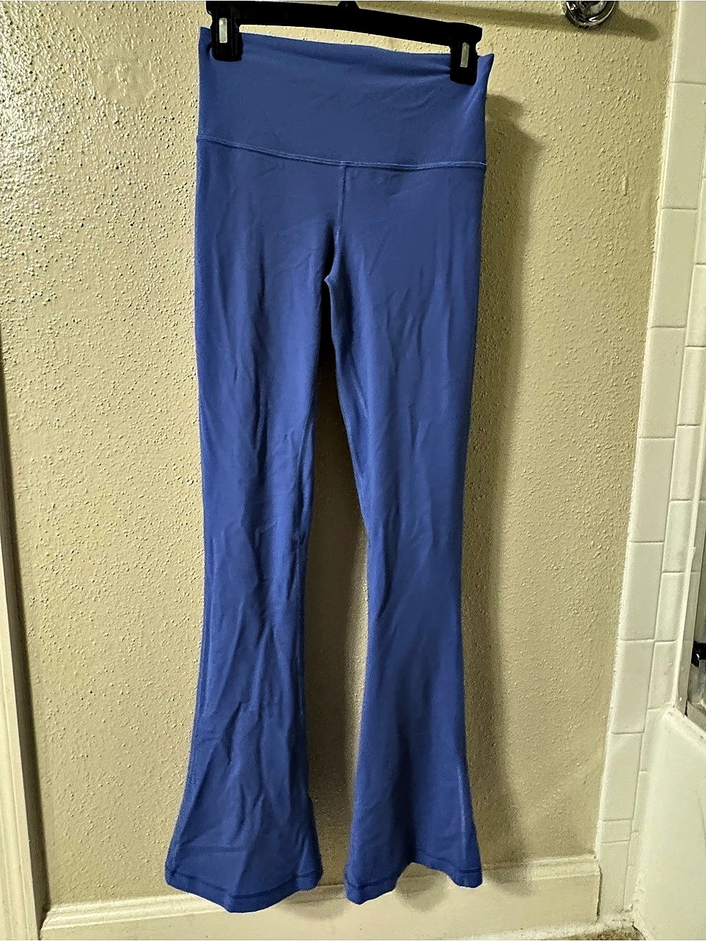 lululemon Groove Super-High-Rise Flared Pant *Nulu Blue Size 6